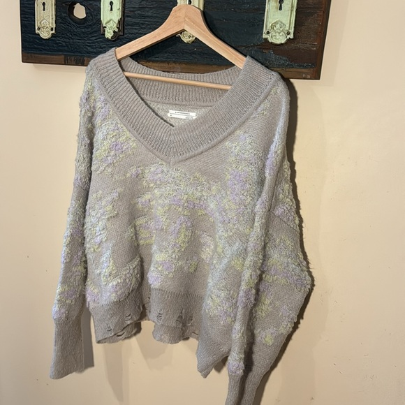 By Anthropologie Purple Beige Textured Oversized V-Neck Sweater Size XS - Picture 7 of 16